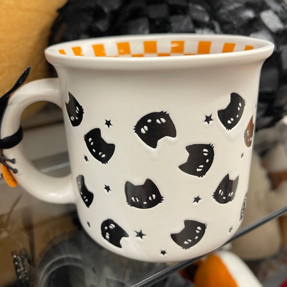 Halloween Black Cats πββ¬ Orange Checkered Market Finds Ceramic Coffee Mug NWT - Picture 2 of 4
